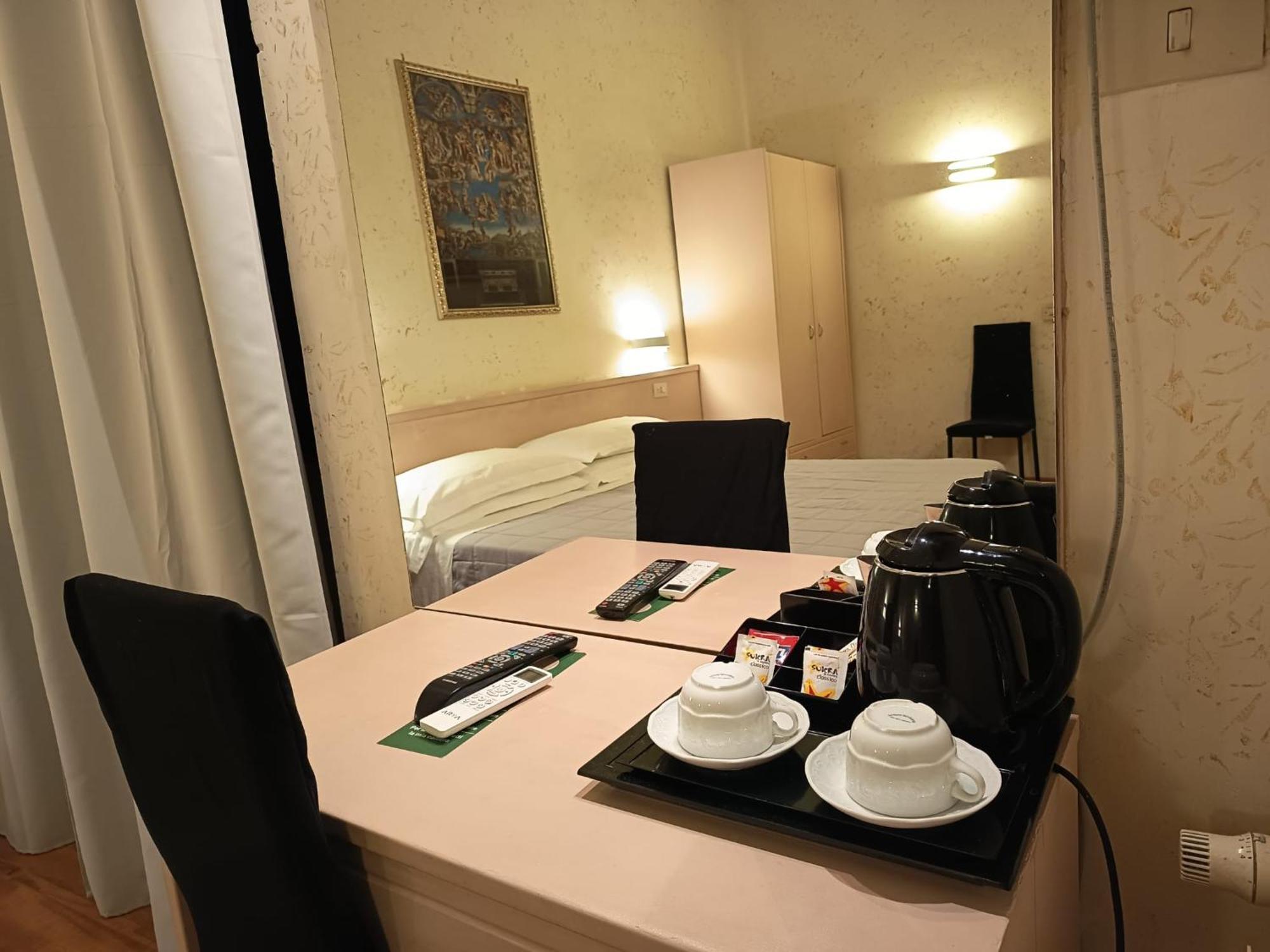 Julia 3* Roma